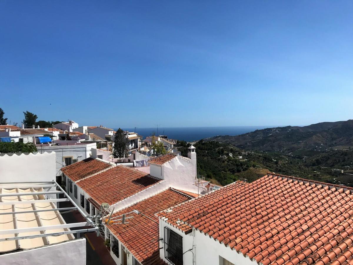 Villa Leyre'S House - Terrace & Sun Frigiliana Esterno foto